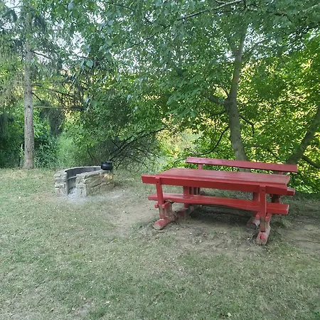 Bacshegyi Vendeghaz 2 * Kaptalantoti